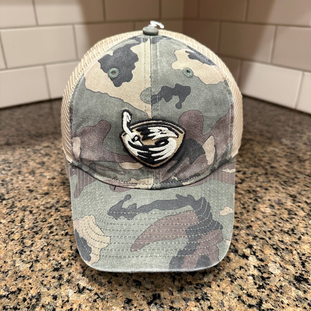 Vtg Y2K Mighty Ducks Reebok NHL‎ Camo Trucker Hat Old Orchard Beach Deadstock